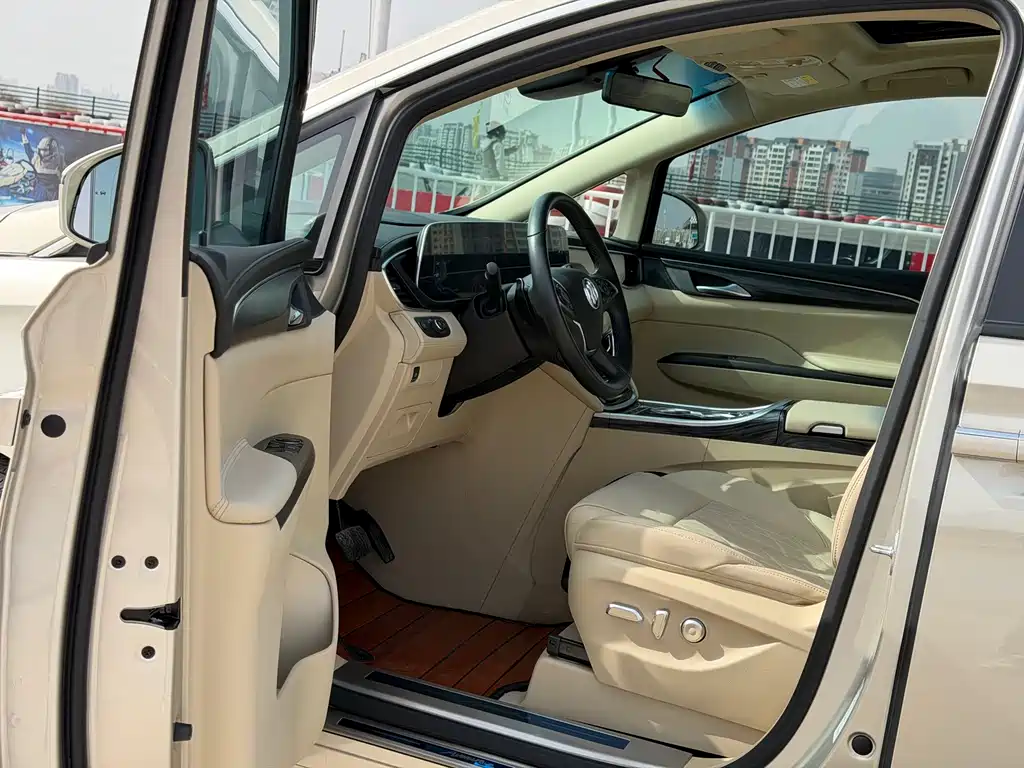 Buick GL8 2022 ES Lu Zun 653T luxury model купить на сайте DeffCars