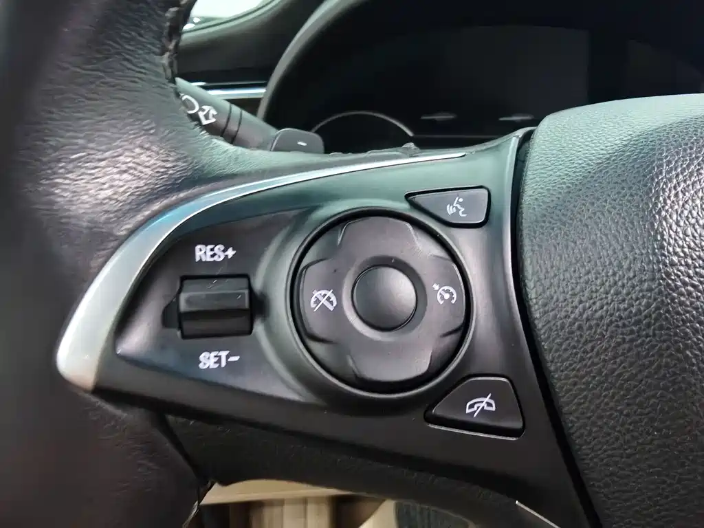 Buick GL8 2018 ES 28T luxury model National VI купить на сайте DeffCars