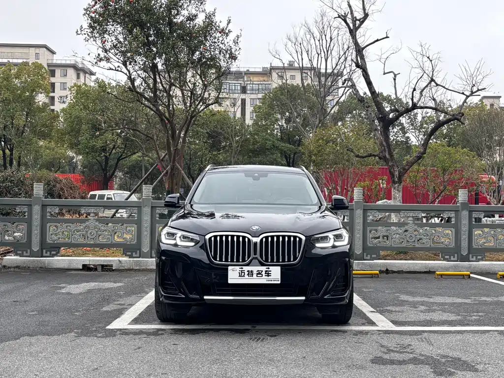 BMW X3 2022 facelift xDrive25i M sports package купить на сайте DeffCars