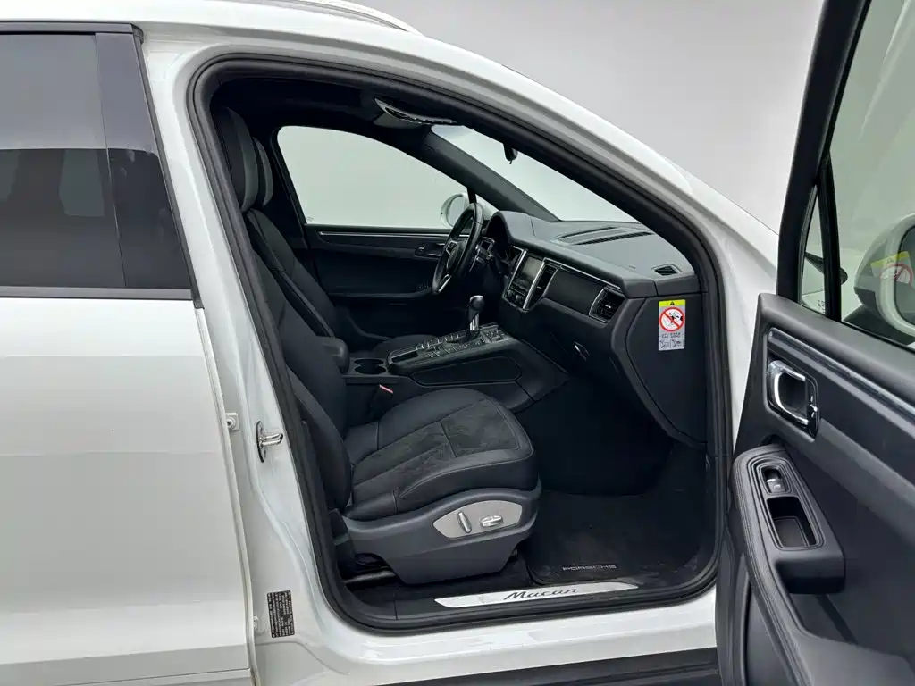 Macan 2014 Macan 2.0T купить на сайте DeffCars