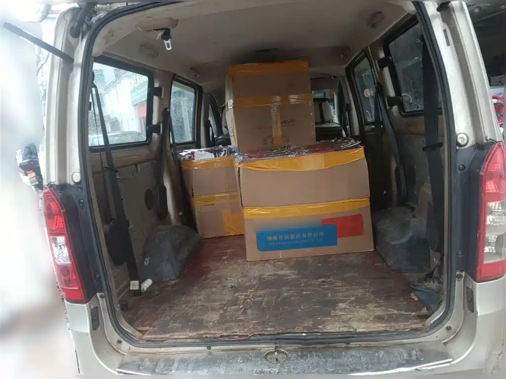 Wuling Rongguang V 2016 1.5L standard model купить на сайте DeffCars