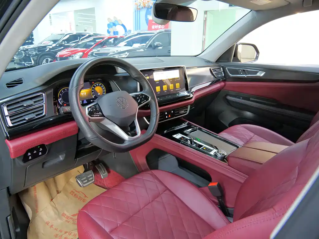 Touron 2022 Touron X 380TSI four-wheel drive luxury version купить на сайте DeffCars