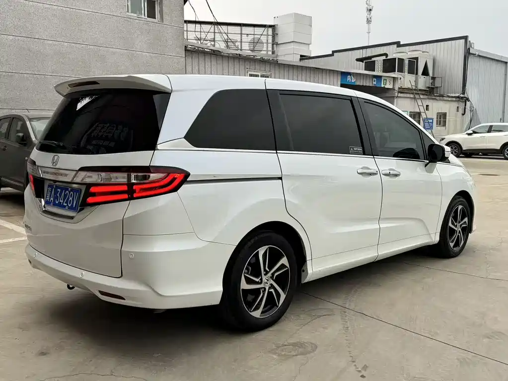 Odyssey 2017 2.4L Smart Edition купить на сайте DeffCars