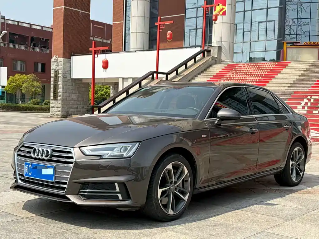 Audi A4L 2017 45 TFSI quattro fashion model купить на сайте DeffCars