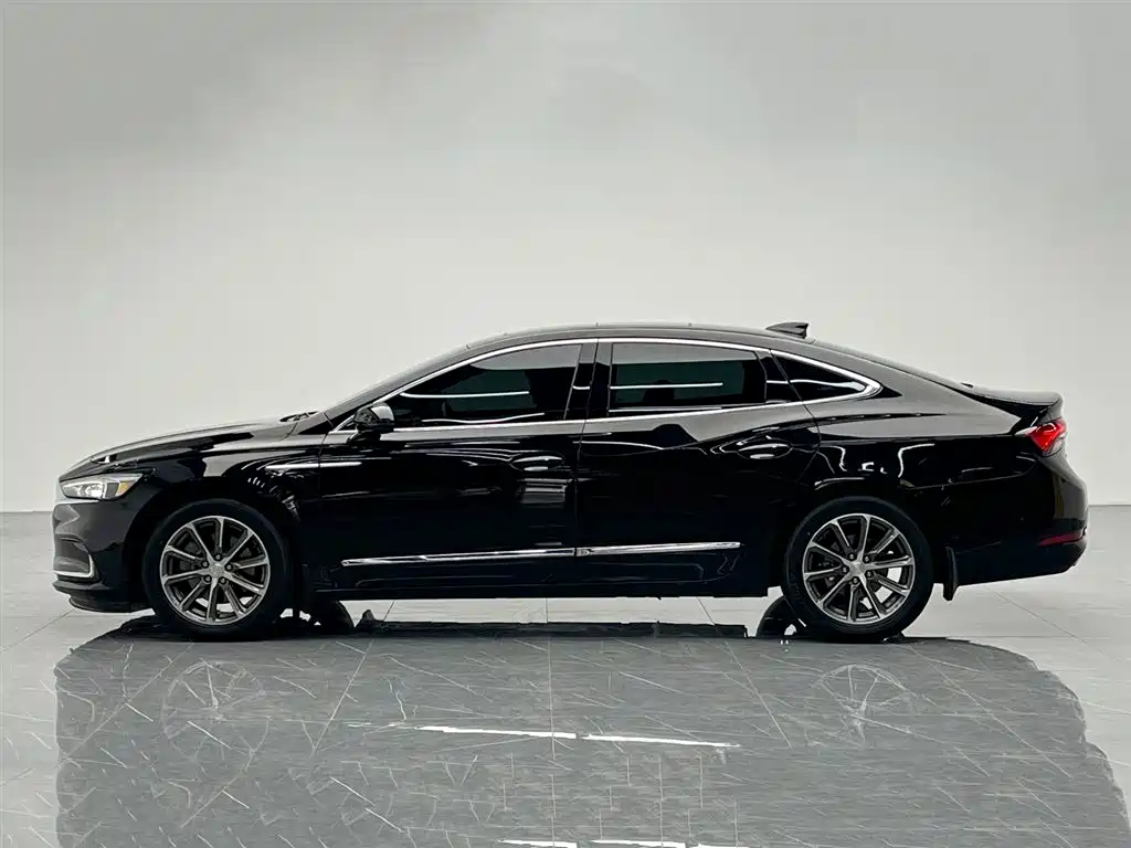 LaCrosse 2022 652T luxury model купить на сайте DeffCars