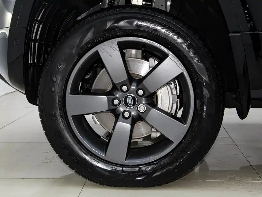 Land Rover Defender 2025 110 3.0T P400 X-Dynamic HSE купить на сайте DeffCars