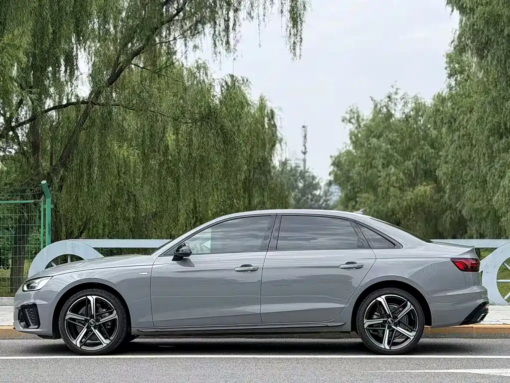 Audi A4L 2024 40 TFSI luxury and dynamic model купить на сайте DeffCars