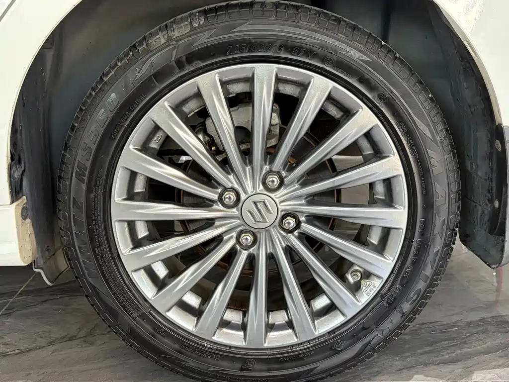 Qiyue 2015 1.6L automatic enjoyment type купить на сайте DeffCars