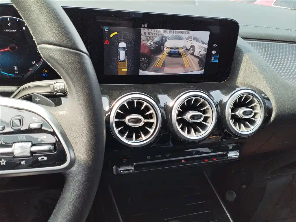 Mercedes-Benz GLA 2020 GLA 200 купить на сайте DeffCars