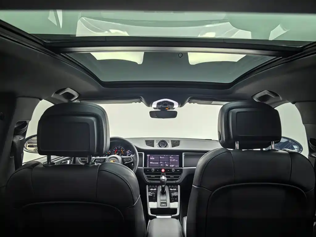 Macan 2022 Macan 2.0T купить на сайте DeffCars
