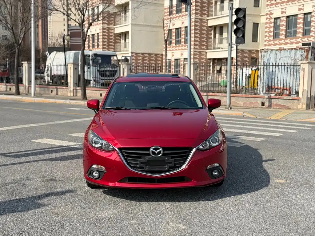 Mazda3 Angkesela 2016 sedan 1.5L automatic luxury model купить на сайте DeffCars