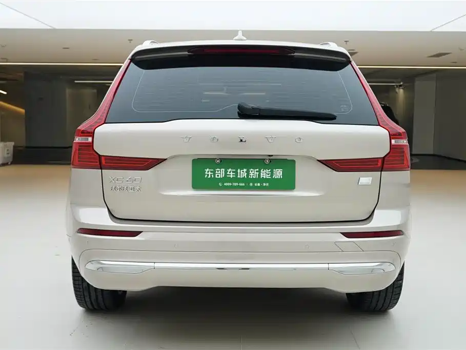 Volvo XC60 plug-in hybrid 2024 T8 plug-in hybrid long-range four-wheel drive Zhiyuan luxury version купить на сайте DeffCars