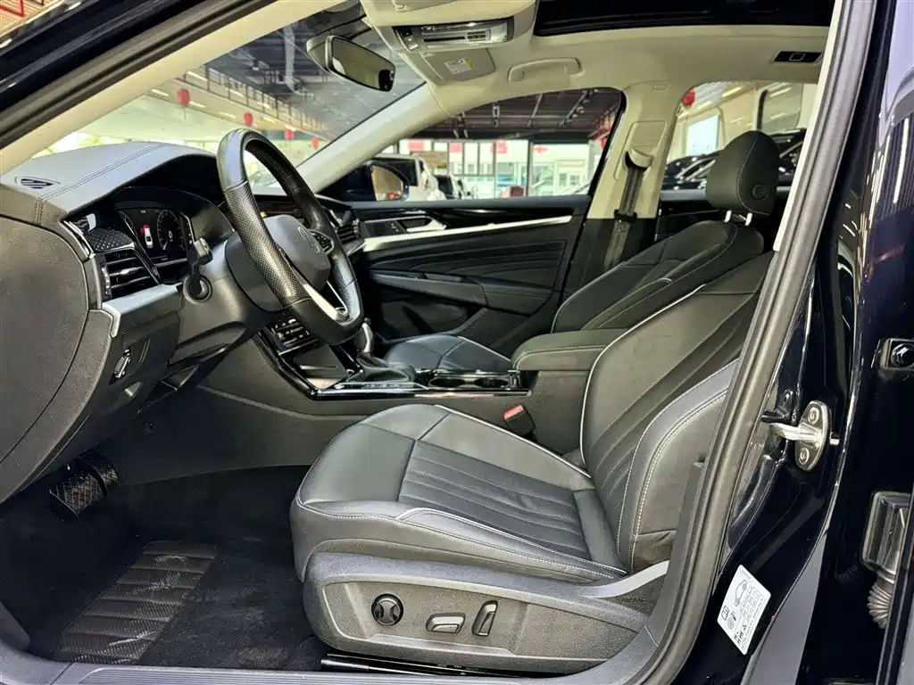 Passat 2023 facelift 330TSI Star Elite Edition купить на сайте DeffCars
