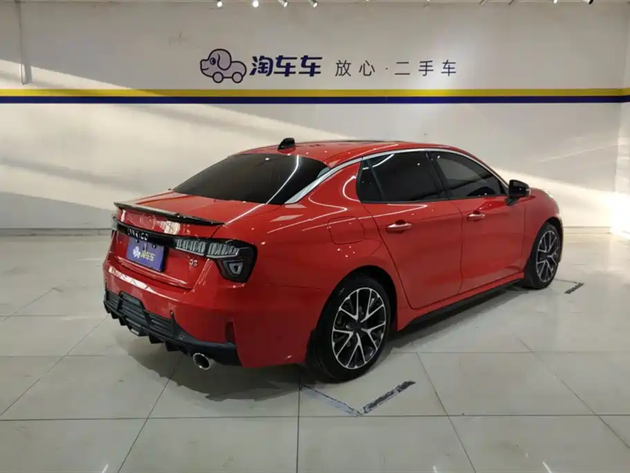 Lynk & Co 03 2020 2.0TD Automatic Pro Edition купить на сайте DeffCars