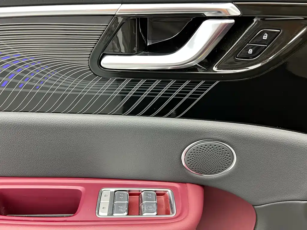 Hongqi E-HS9 2022 model 660km Qichang version six seats купить на сайте DeffCars