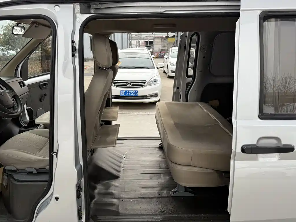 Wuling Rongguang S 2021 1.2L standard window-sealed car, air-conditioned version, 5-seat LSI купить на сайте DeffCars