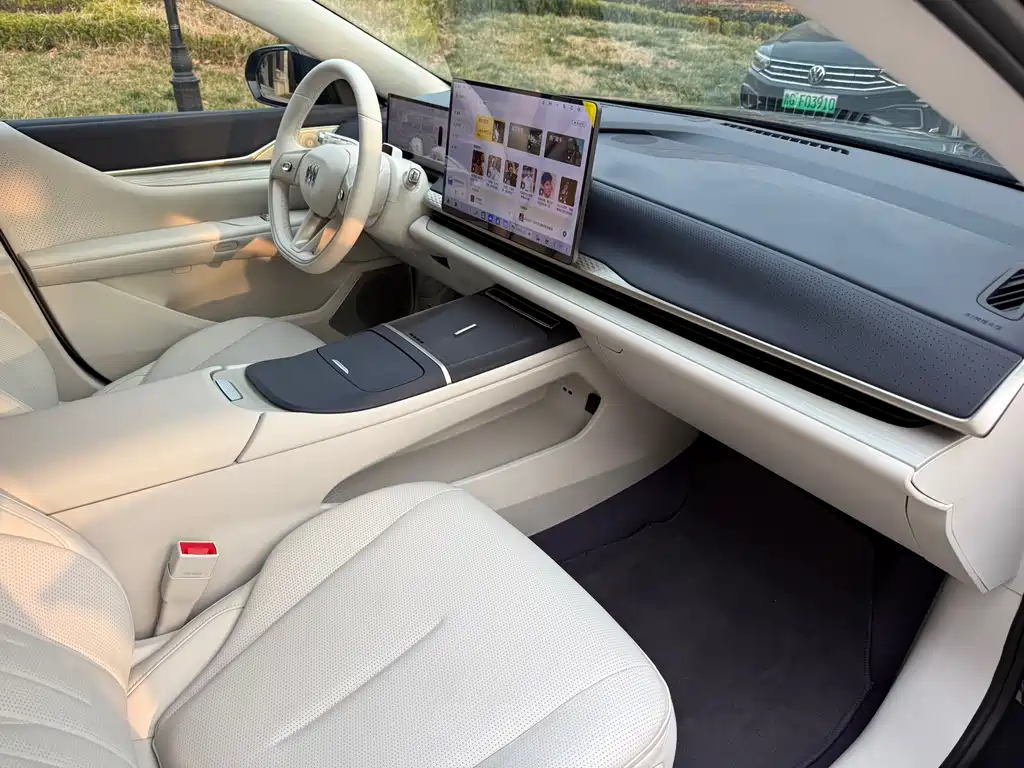 Buick Zhijing L7 2025 Aivia купить на сайте DeffCars