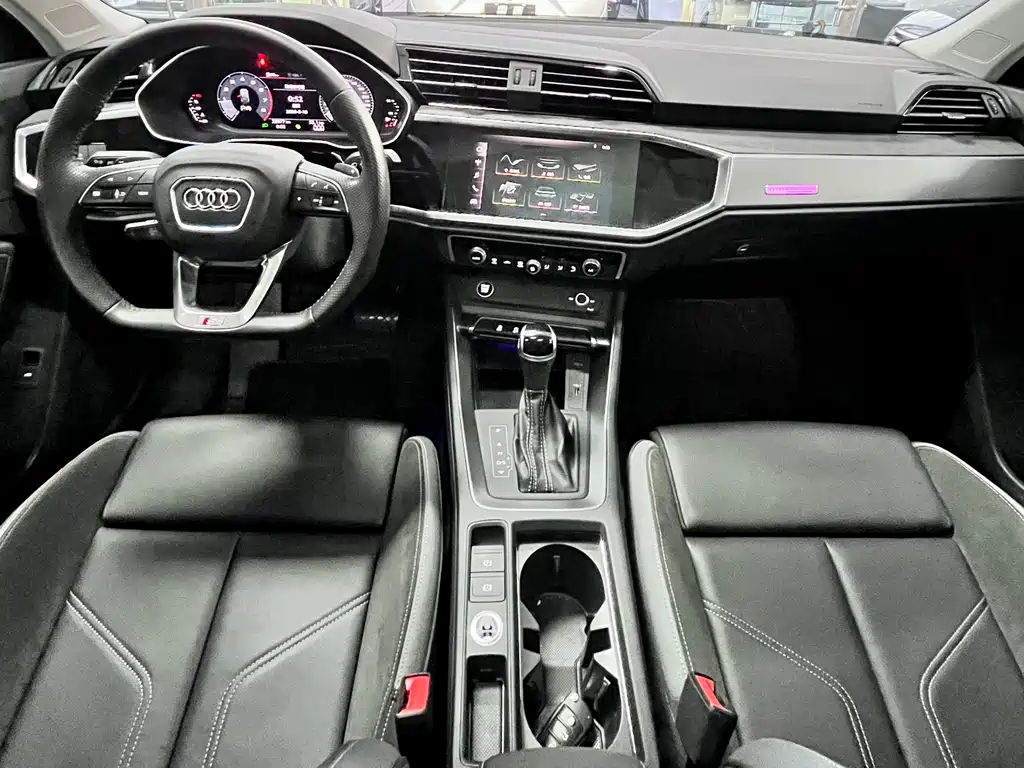 Audi Q3 Sportback 2020 40 TFSI Fashion купить на сайте DeffCars