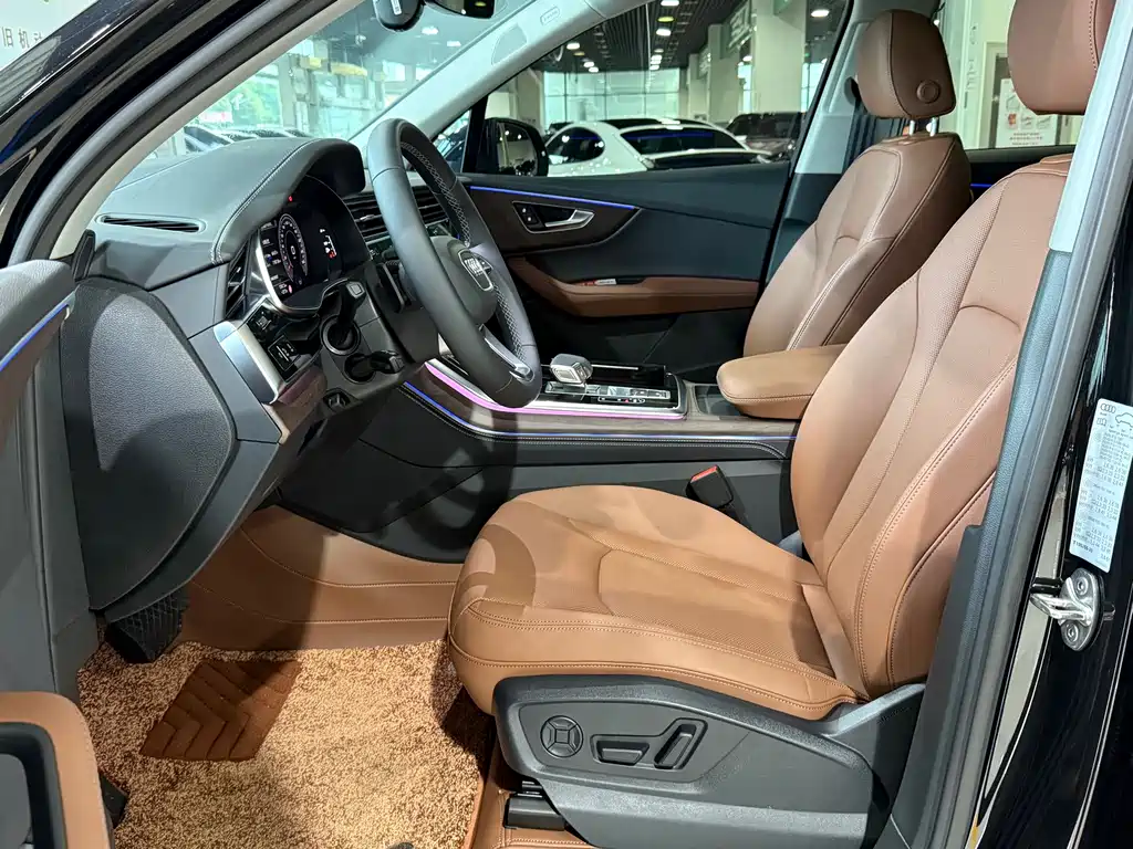 Audi Q7 2025 55 TFSI quattro S line sports купить на сайте DeffCars