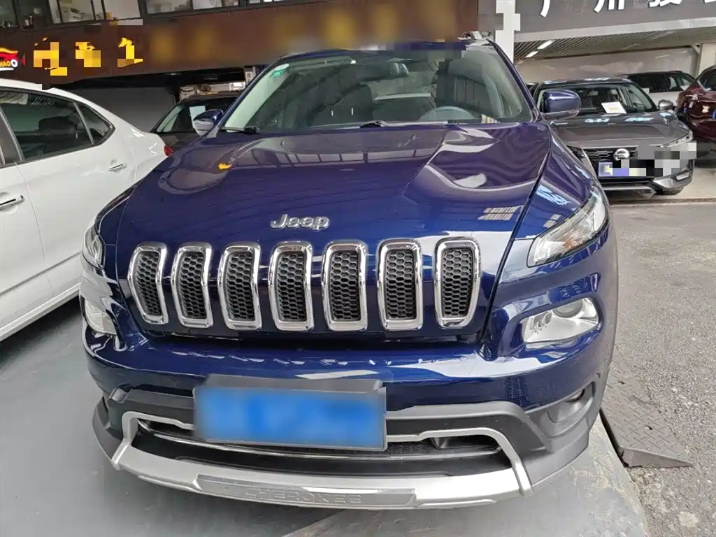 Liberty Light 2017 2.4L Leading Smart Edition купить на сайте DeffCars