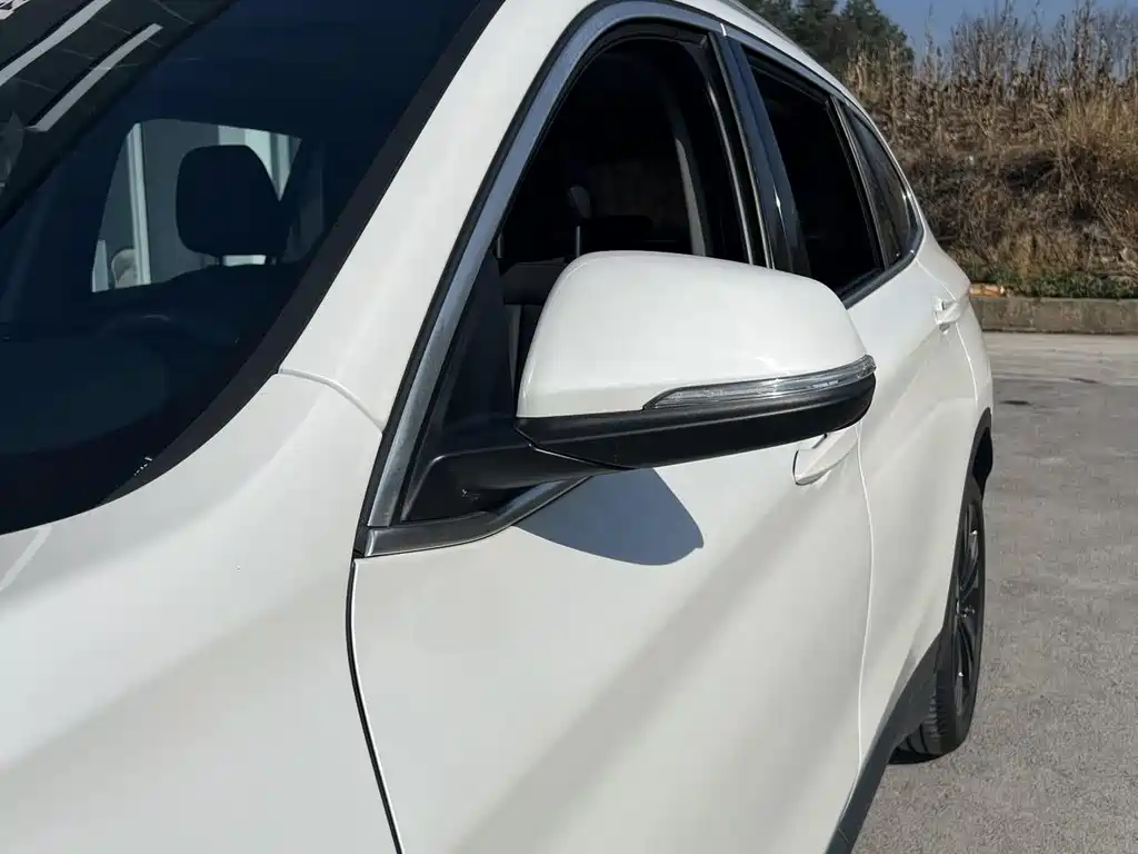 BMW X1 2021 facelift sDrive20Li fashionable model купить на сайте DeffCars