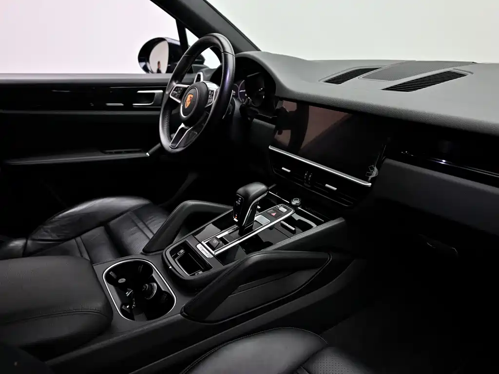 Cayenne 2018 Cayenne 3.0T купить на сайте DeffCars