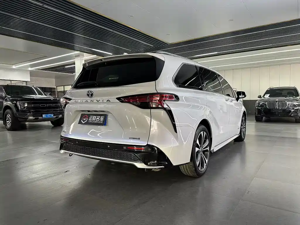 Grevia 2023 2.5L Hybrid Premium PLUS Edition купить на сайте DeffCars
