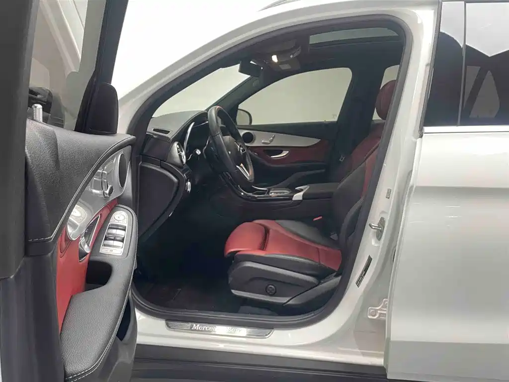 Mercedes-Benz GLC 2020 facelift GLC 260 L 4MATIC dynamic купить на сайте DeffCars