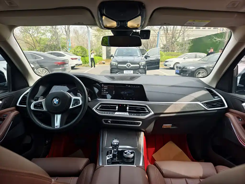 BMW X5 imported 2021 facelift xDrive30i M sports package купить на сайте DeffCars