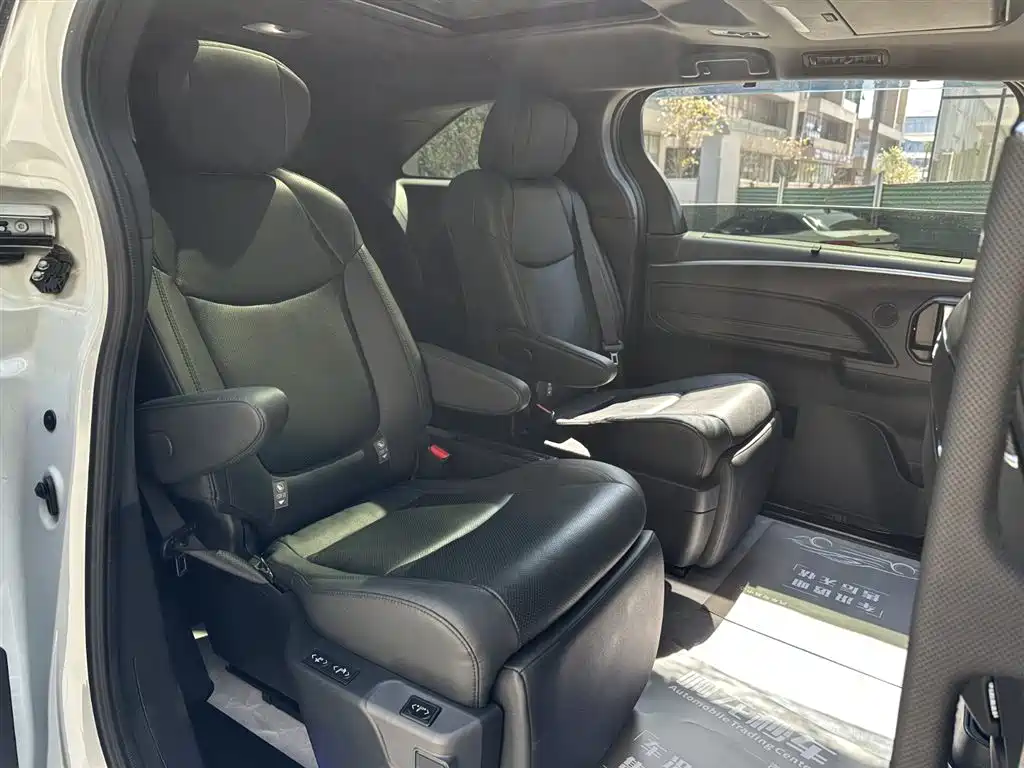 Grevia 2023 2.5L Hybrid Flagship VIP Edition купить на сайте DeffCars
