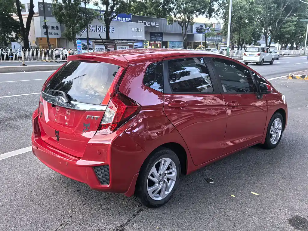 Fit 2014 1.5L EX CVT Elite купить на сайте DeffCars