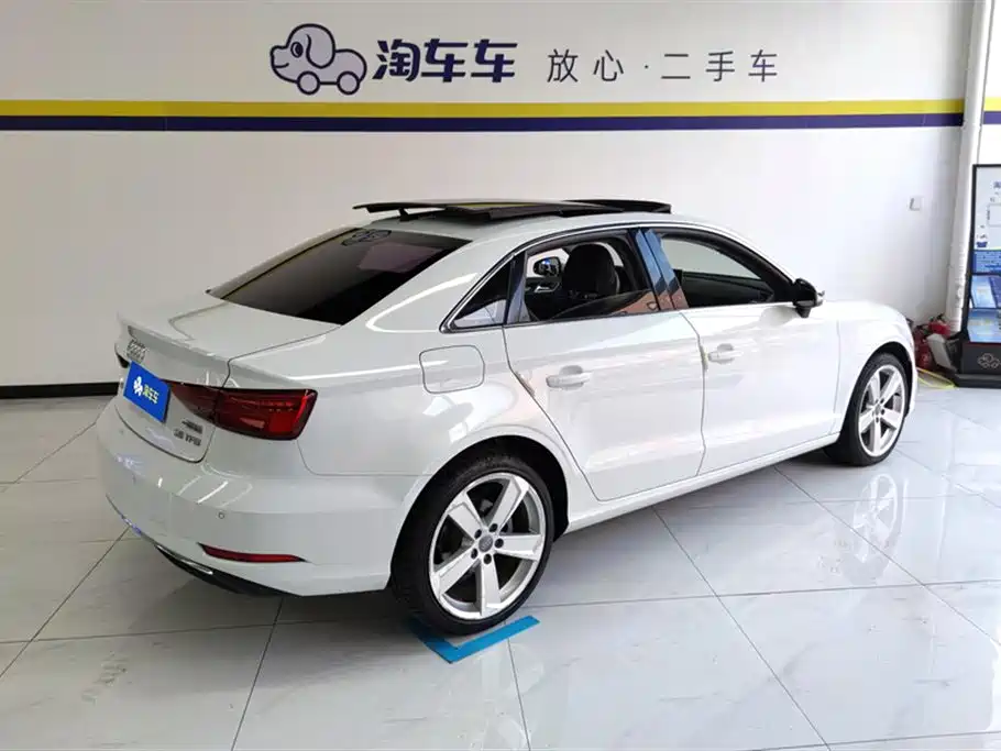 Audi A3 2019 Limousine 35 TFSI Fashion Type National VI купить на сайте DeffCars