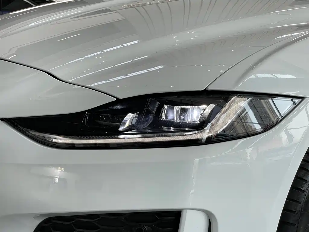 Jaguar XEL 2021 2.0T 250PS R-DYNAMIC S Advanced Sports Edition купить на сайте DeffCars