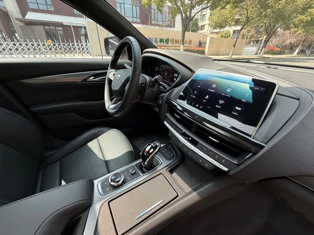 Cadillac CT5 2023 28T luxury model (standard version) купить на сайте DeffCars
