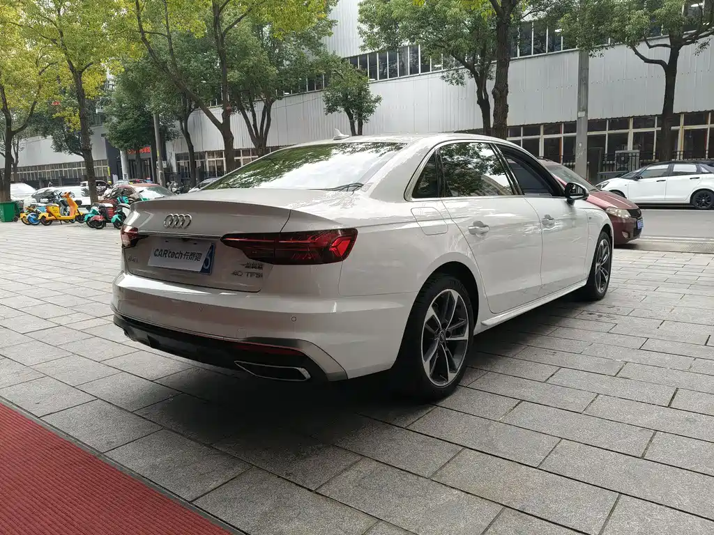 Audi A4L 2025 model 2 million Yuexiang version 40 TFSI fashionable and dynamic купить на сайте DeffCars