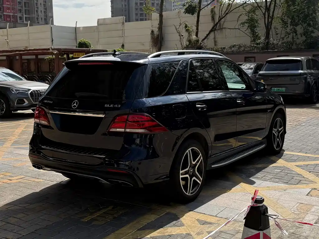 Mercedes-Benz GLE AMG 2017 AMG GLE 43 4MATIC купить на сайте DeffCars