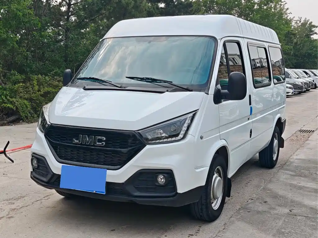 Teshun 2021 2.8T Space King Taurus short-axle mid-high roof 6-seater diesel National VI JX493 купить на сайте DeffCars