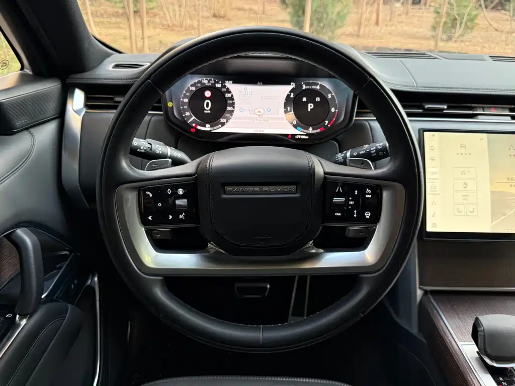 Range Rover 2024 3.0 L6 400PS Genesis Extended Edition купить на сайте DeffCars