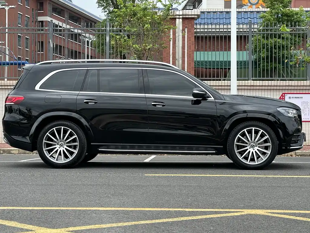 Mercedes-Benz GLS 2023 GLS 450 4MATIC luxury model купить на сайте DeffCars