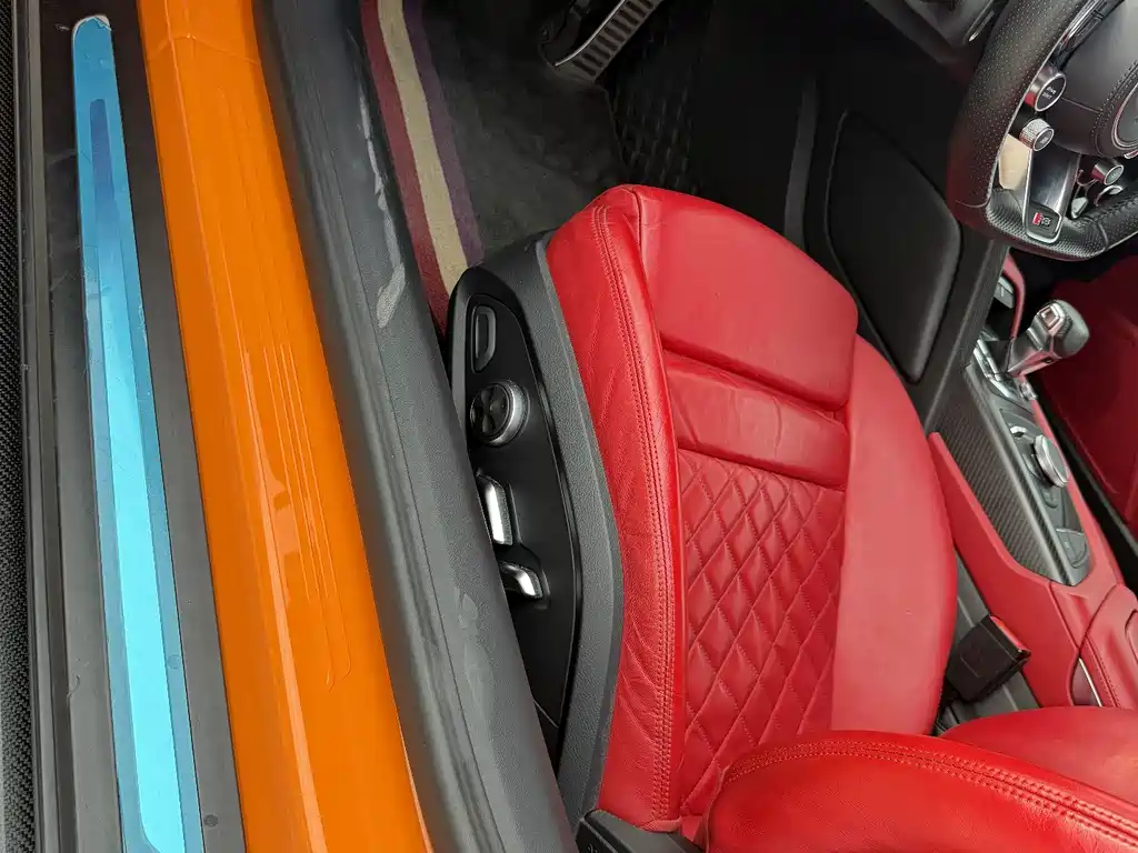 Audi R8 2016 V10 Coupe Performance купить на сайте DeffCars
