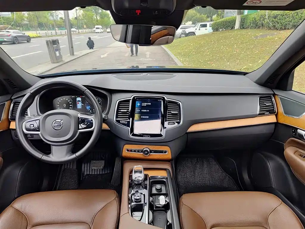 Volvo XC90 2022 B6 Zhiyi Luxury Edition 7 seats купить на сайте DeffCars