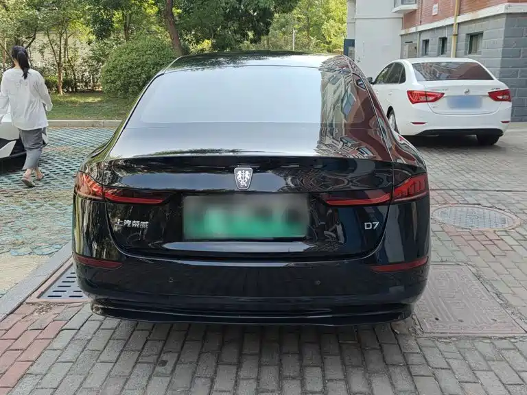Roewe D7 2024 EV 510km travel version купить на сайте DeffCars
