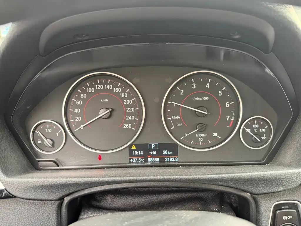 BMW 3 Series 2017 320i M Sports купить на сайте DeffCars