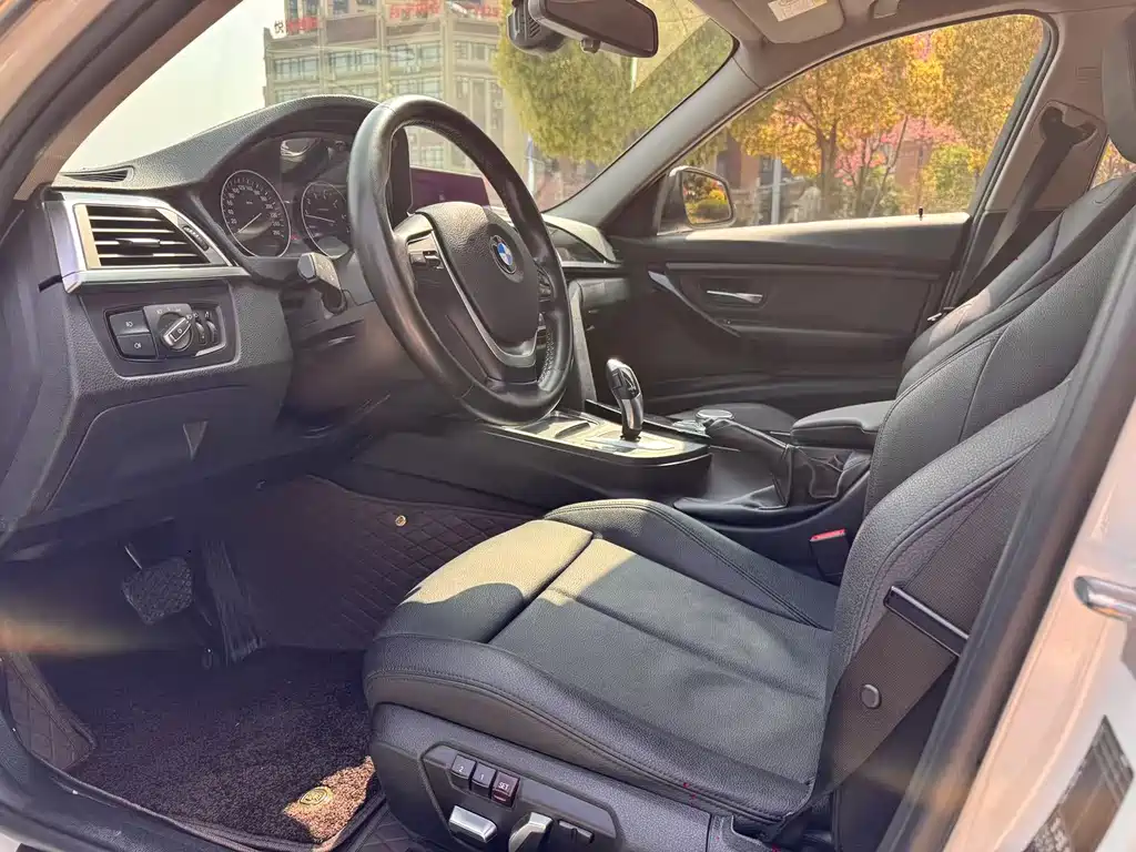BMW 3 Series 2019 320Li Fashion Model купить на сайте DeffCars