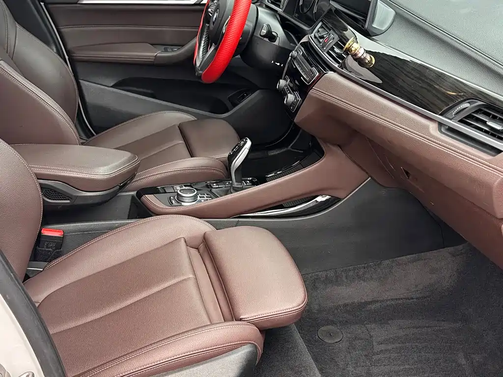 BMW X1 2021 xDrive25Li Exclusive Model купить на сайте DeffCars