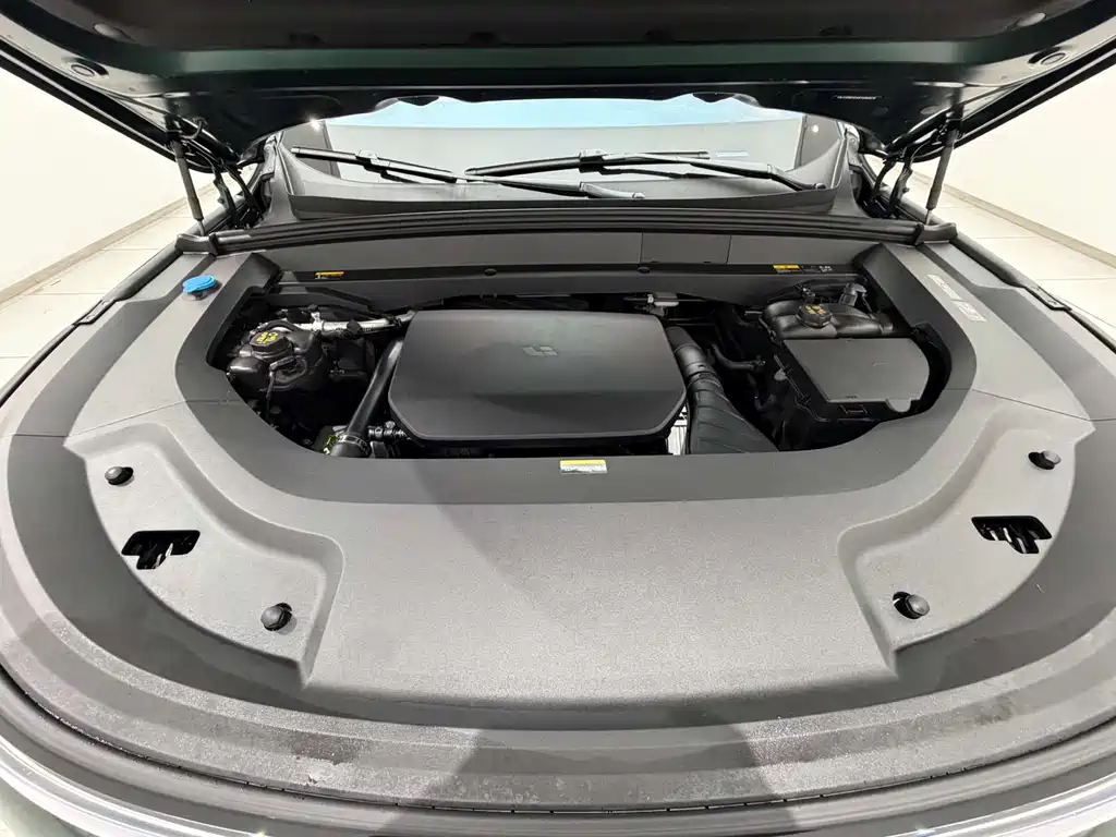 Ideal L9 2024 Ultra купить на сайте DeffCars