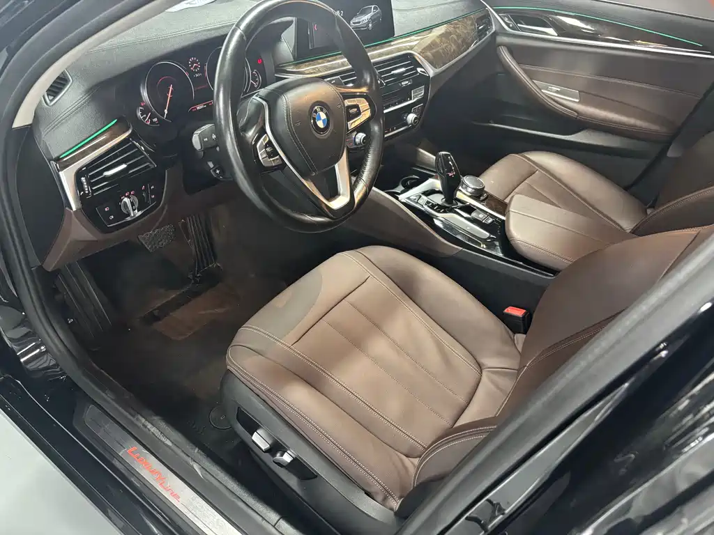 BMW 5 Series 2018 525Li Luxury Package купить на сайте DeffCars
