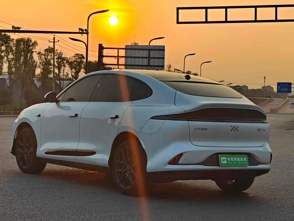 Zhiji LS6 2023 Max Standard Edition купить на сайте DeffCars