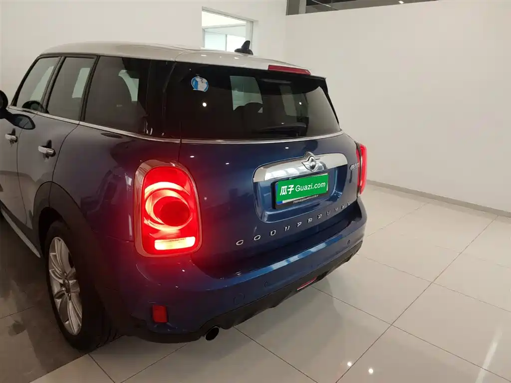 MINI COUNTRYMAN 2017 1.5T COOPER ALL4 Traveler купить на сайте DeffCars