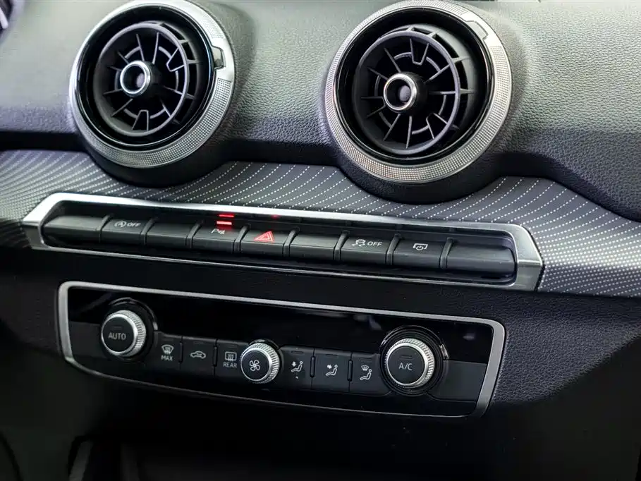 Audi Q2L 2022 35 TFSI fashionable and elegant купить на сайте DeffCars